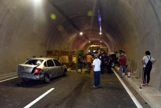 Kahramanmaraş'taki zincirleme kazada 4 kişi yaralandı!